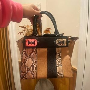 Nine West crossbody
